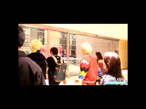 [HD Fancam] 120114 Bang &Zelo in Malaysia - Leaving Hotel