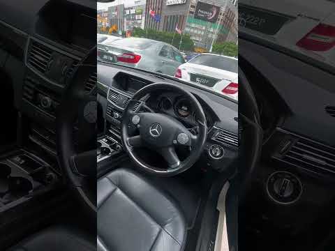 MERCEDES BENZ E300 (2011) RM25,999