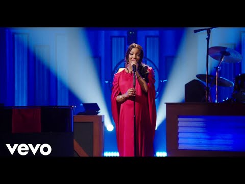 Mickey Guyton - Make You Feel My Love (Live From Stand Up For Heroes 2020)