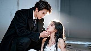 落魄千金獻給惡魔總裁當作商業籌碼，以為只是一場無情的交易，沒想到總裁竟瞬間迷戀上她的香味無法自拔！#短劇#甜寵#總裁#短劇全集#deama#dream#灰姑娘霸總#熱劇#爱情#腹黑#都市#復仇#重生