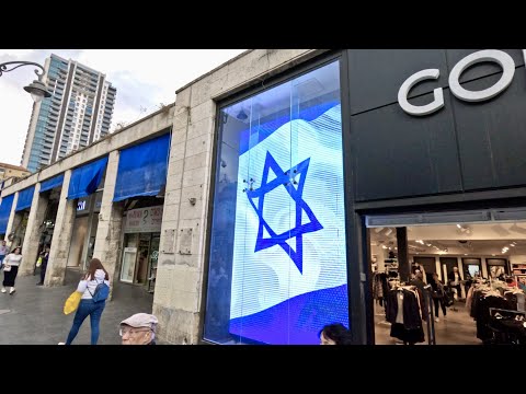 Jerusalém. Caminhe do Portão de Jaffa até o centro da cidade. Vai chover em breve.