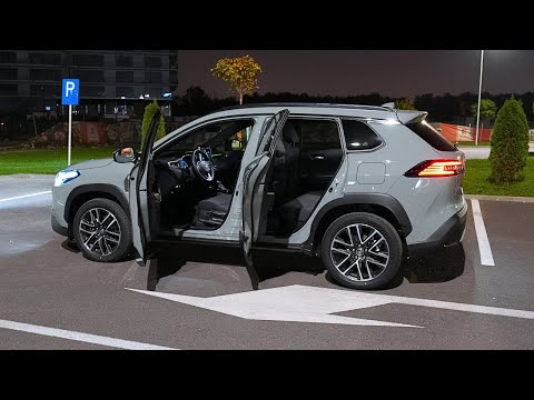 Toyota Corolla Cross 2026 Night Lights Review