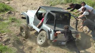 preview picture of video '4ZampeOffroad a Pieve Emanuele 17/04/2011'