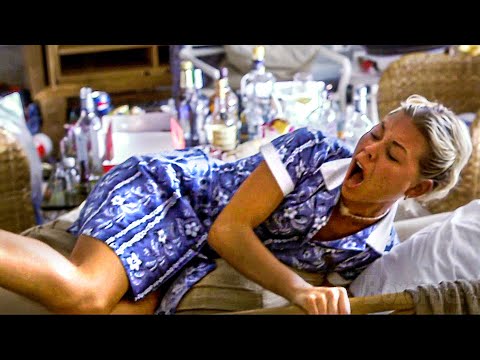 The Dirtiest Hotel Room EVER | Blue Crush | CLIP