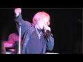 Eddie Money Performs 'Think I'm in Love ...