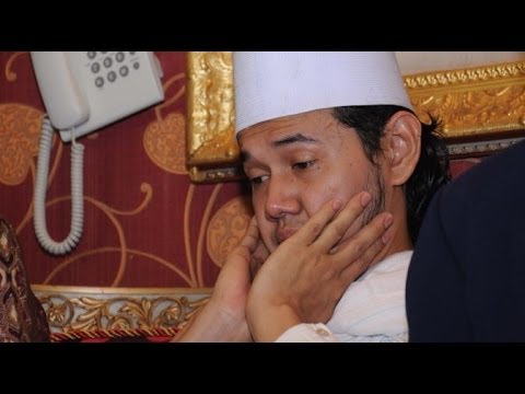 PARAH...! Ustadz Guntur Bumi (UGB) Mencuri di bulan Ramadhan