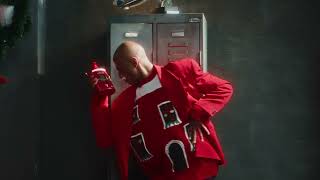 Old Spice XXL-Pump: Mehr Duft. Mehr Power. Mehr Weihnachten