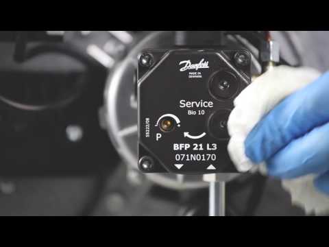 Entlüften der Ölpumpe (BFP 20, 21, 41, 52)