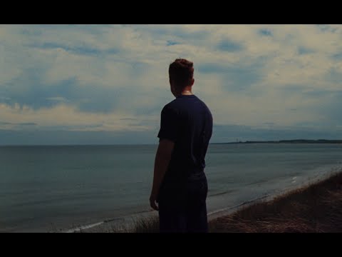 Sam Fender - Seventeen Going Under (Official Lyric Video)