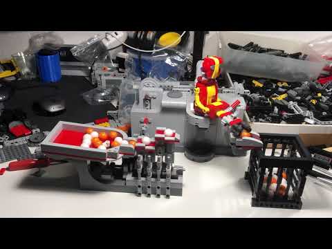 JK Brickworks Robot Dreams with head