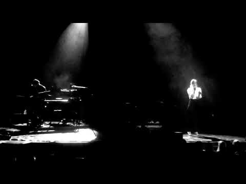 I still cry Ilse de Lange live in Heerlen 17/11/2019