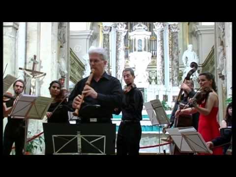 J.S.Bach Suite n. 2 [BWV 1067] La Follia Barocca & David Bellugi [LIVE]