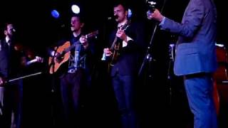 The Punch Brothers / Chris Thile (Live)- Heart in a Cage