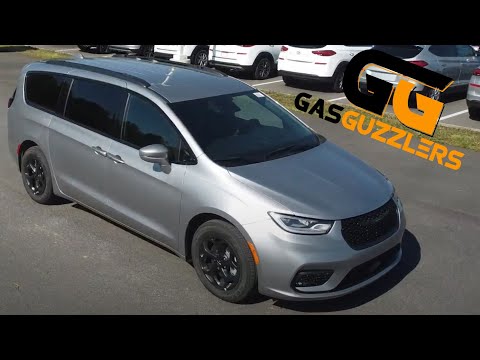 2021 Chrysler Pacifica Review | Minivan or SUV?