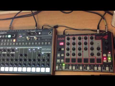Akai Rhythm Wolf vs Arturia Drumbrute