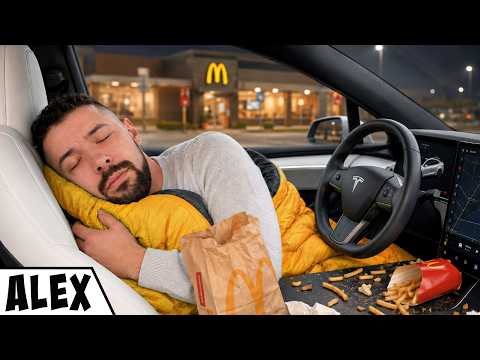 Titokban Egy McDonald's-nál Kempingeztem!