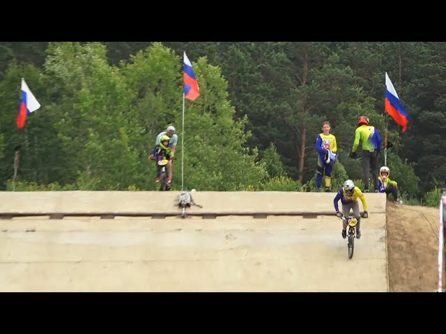 Соревнования на ВМХ