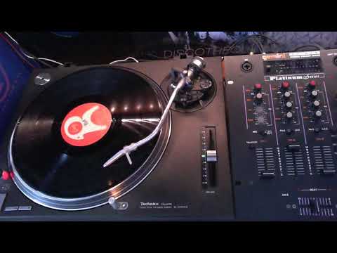 Tomba E.P. - B's Dream (Basti Schwarz & Dj Thomilla at Stuttgart Studio) [1996]