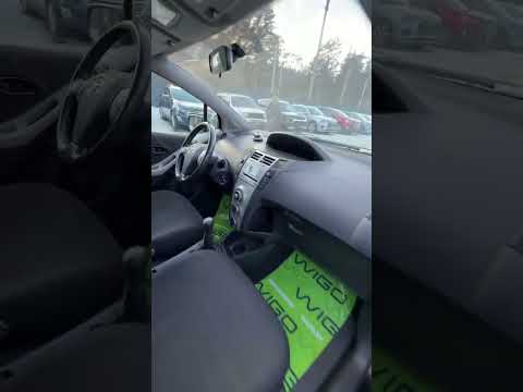 фото toyota yaris ii 0