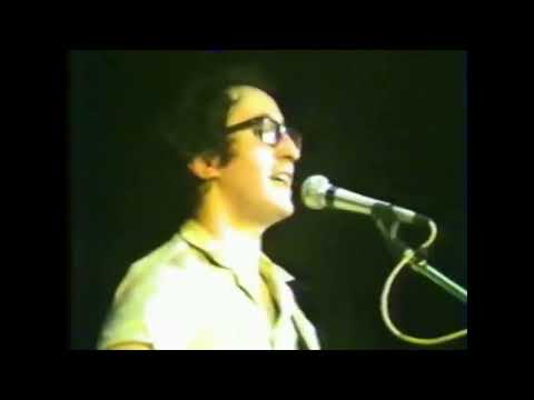 IDIR ⵉⴸⵉⵔ - Hay hay a Mumi #1 concert de 1985 Salle Vallier Marseille