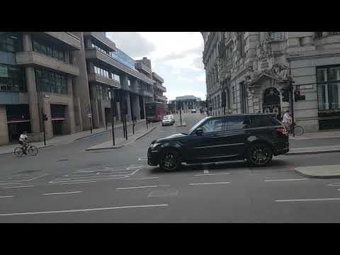 LONDON WALK --- from MANSION HOUSE STATION to SOUTHWARK BRIDGE