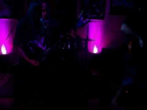 ROSES FOR GRACE - Kasalanan ( Live @ Headstock Bar )