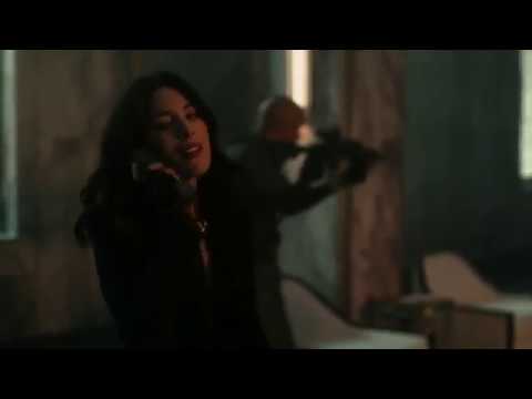 Gotham S05E11 - Nyssa al Ghul vs Gordon