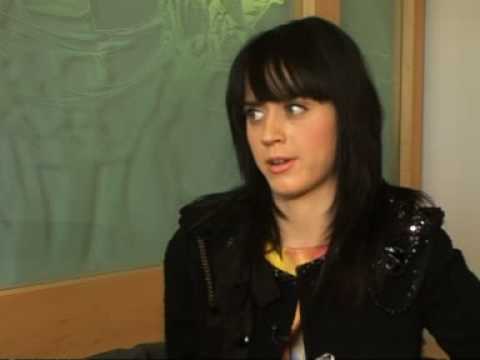 Katy Perry gets back to basics for the Little Noise sessions