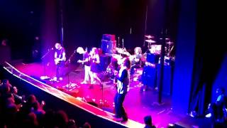 Redd Kross ft. The Side Eyes - Don't Talk to Me