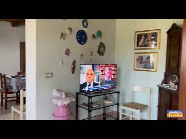 CASA SEMINDIPENDENTE CON TERRENO ESCLUSIVO