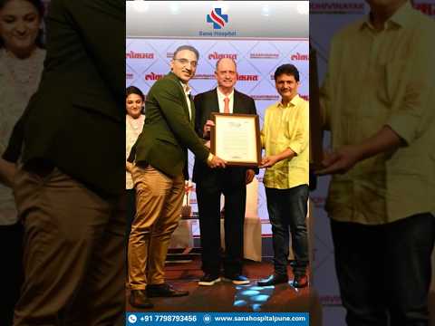 Dr. Suhel Khan receives Lokmat Healthcare Excellence Award