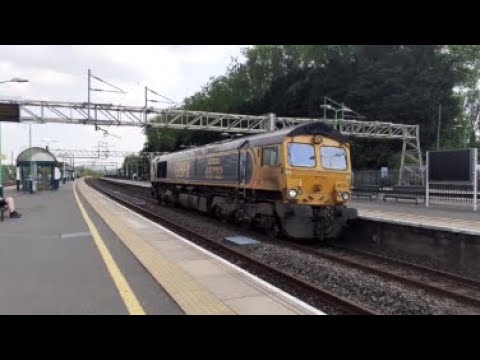 GBRf 66722 passes through Tring running light engine with a flat wheel 14/06/23