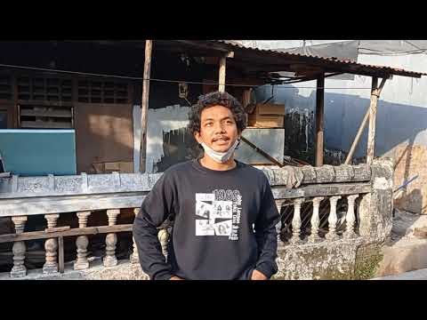 THE PIER AND STONE BEACH / Akmal Cahyadi (40300119019) / English For Tourism