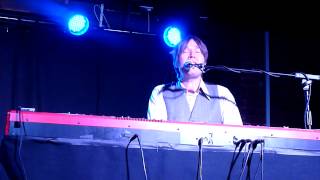 Sleep Instead Of Teardrops - Justin Currie