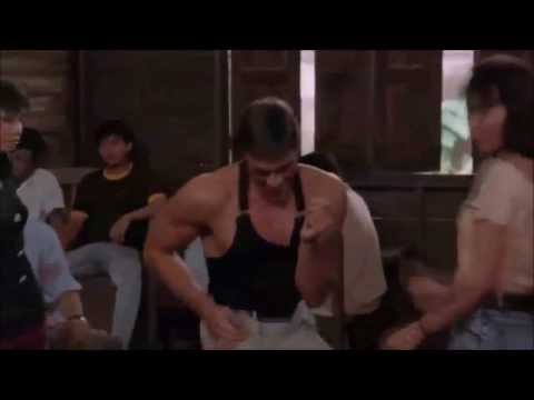 VAN DAMME BAILANDO BAMBOLE- UN MAR DE EMOCIONES