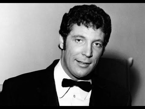 Miniatura de YouTube - Promise Her Anything