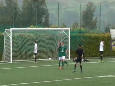 Temp.12-13. Xornada 32. C.D. CAMPO LAMEIRO 4- A LAMA S.D. 1