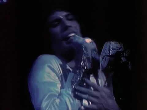 Queen - Live At The Rainbow Theatre, London, England - November 19th 1974 (35mm Pre-Remaster)