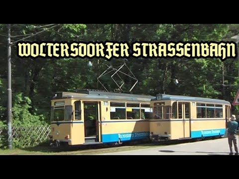 Beiwagenbetrieb bei der WOLTERSDORFER STRASSENBAHN - Triebwagen Umsetzen am S-Bahnhof Rahnsdorf 2009