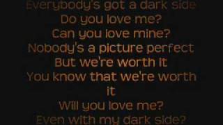 Download lagu Kelly Clarkson Dark Side Lyrics On Screen... mp3