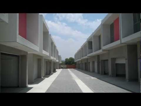 4300 Perlita Ave. LA, CA 90039 -- Open House Girl