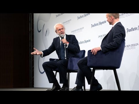 Harald Schmidt as “interval clown” at the F.A.Z. Congress 2023 on current political events