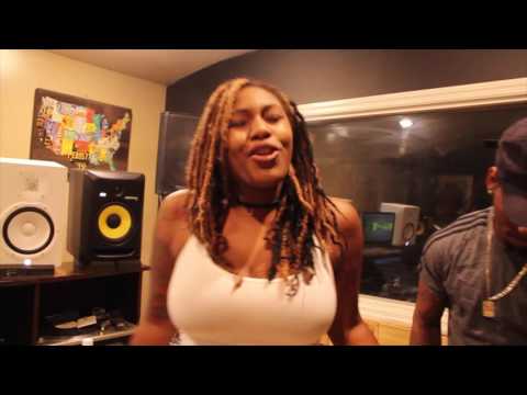 Mozay Manii x Tae Sav - 24 Hours Freestyle HOOKEDTV