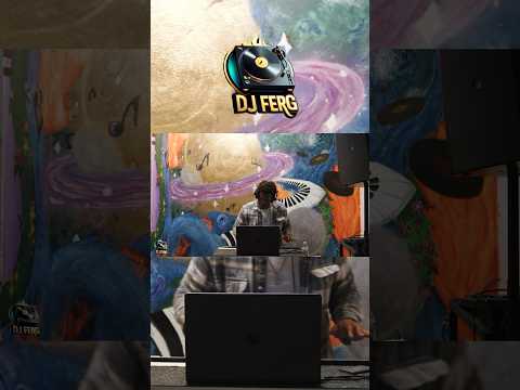 Mixing the oldies with the not so oldies 😅....#djmashup #cardib #bodakyellow #djproducer #ewf