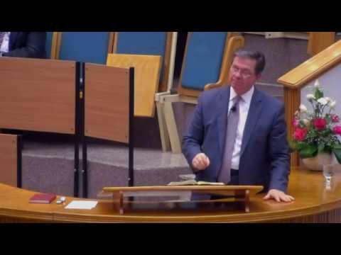 2. Paul Negrut - Concurs de frumusețe în Persia. Degradarea femeii.