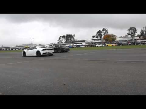 Tesla S vs Lamborghini Huracán