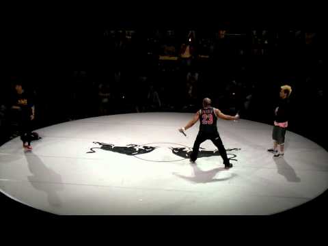 Red Bull BC One 2011 Qualifier TAIWAN - 8 battle - Vero vs 3T