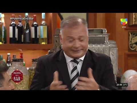 Tremendo chiste de Claudio Rico como el "Negro" González Oro en Polémica