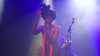 VALERIE JUNE .   The hour  . Ancienne Belgique  . Brussels .