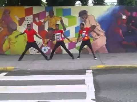 Deablo Road Runner ~Black Ryno bere gyal »»Venom Skankaz 2013 waliinz edition]